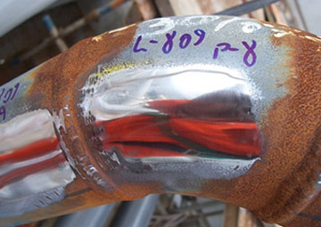 Fig. 1 — Trecho de uma linha que vai trabalhar em baixa temperatura após preparação metalográfica para a realização da réplica.